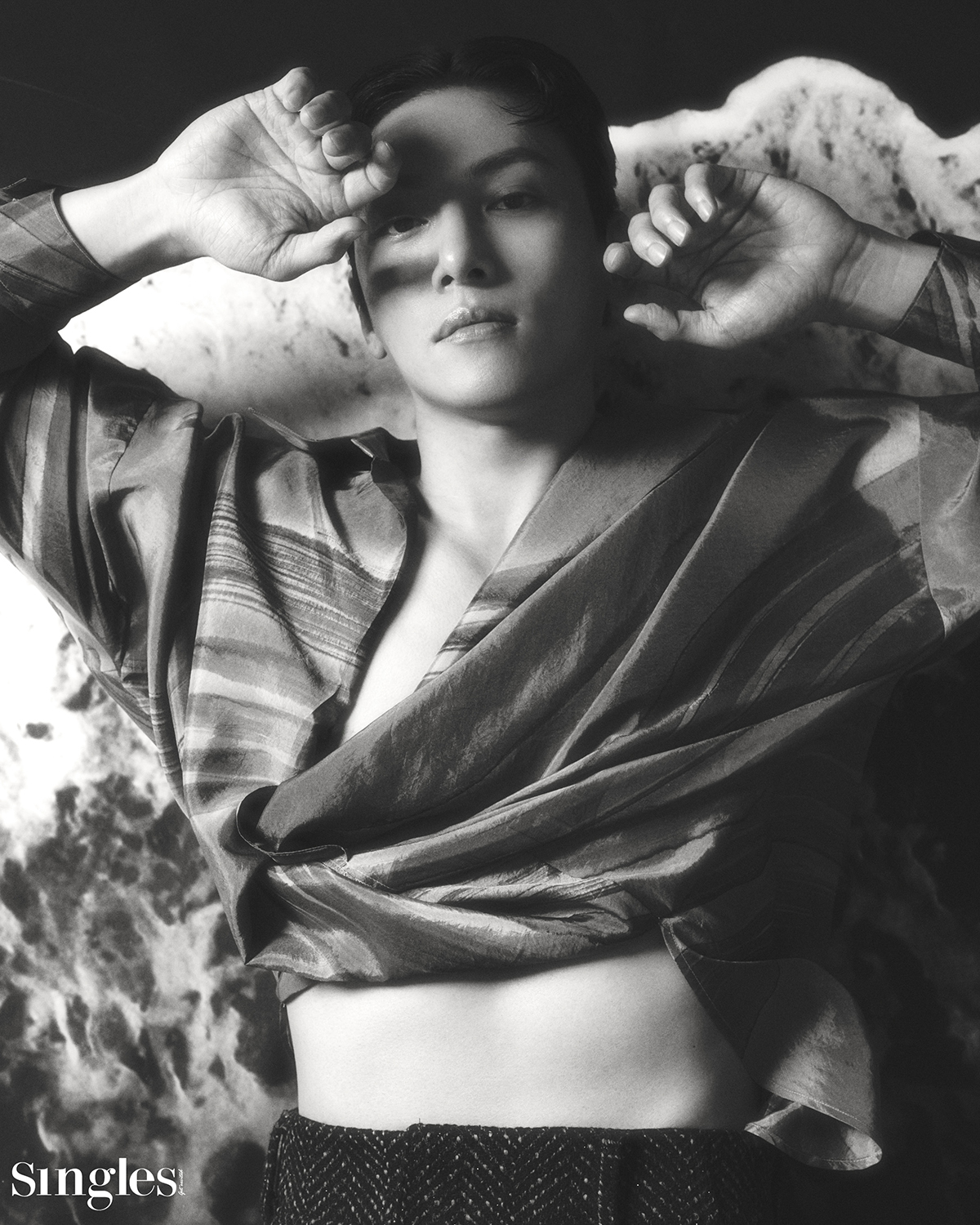 지창욱의 싱글즈 화보 이미지, 지창욱, 지창욱화보, 지창욱싱글즈, 최악의 악, 조각도시 